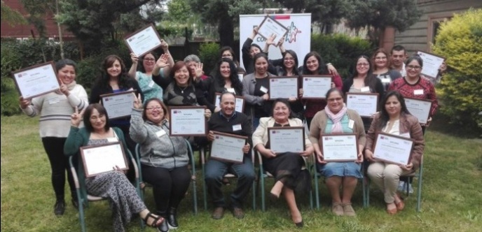 Decenas de usuarias y usuarios del programa Apoyo a tu Plan Laboral recibieron su certificación.