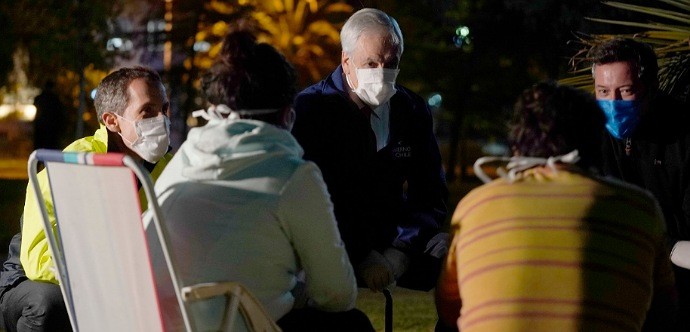 • El Ministro Sichel, recalcó que “esto es una medida más para grupos vulnerables, básicamente estamos cuidando a la población más sensible, no nos olvidemos nunca que las personas en calle tienen enfermedades de base que son las más complicadas”.