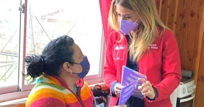 Los más de 185 mil hogares beneficiarios en Los Ríos pueden revisar el detalle de su pago en www.ingresodeemergencia.cl, según explicó la Seremi de Desarrollo Social y Familia, Ann Hunter.