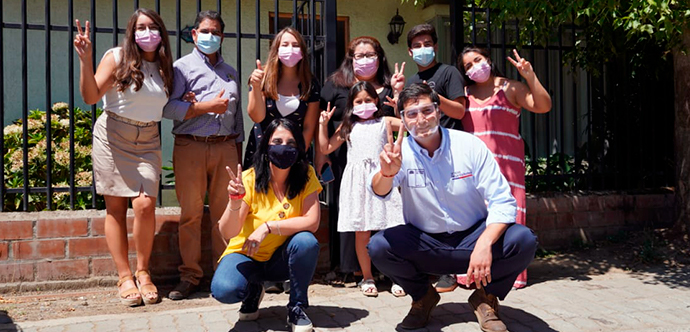 En una visita a la región del Maule, la ministra de Desarrollo Social y Familia, Karla Rubilar, entregó información sobre el proceso de vacunación para personas dializadas y con trasplante de órganos sólidos. Junto con esto, la titular de la cartera destacó el proceso de pago de Ingreso Familiar de Emergencia (IFE) y Bono COVID.