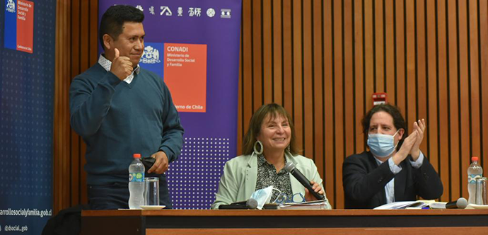La ministra Jeanette Vega anunció que Luis Penchuleo asume como la máxima autoridad de la Corporación Nacional de Desarrollo Indígena, CONADI