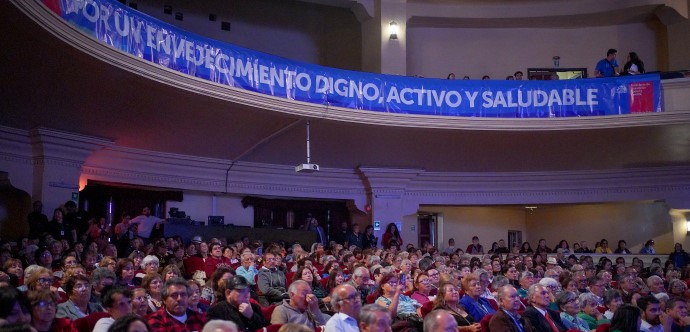 Las postulaciones estarán abiertas hasta el 9 de mayo en la página web www.senama.gob.cl. 