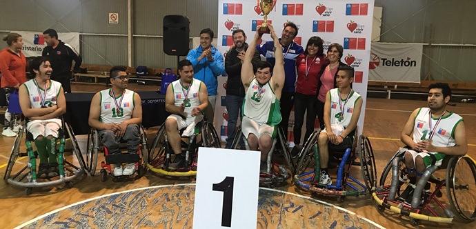 El equipo Silver Hawks, que representó a la región de Coquimbo, se quedó con el primer lugar del cuadrangular de básquetbol en silla de ruedas, la jornada basquetbolista conto con participantes de equipos de Coquimbo, Copiapó y  Santiago.