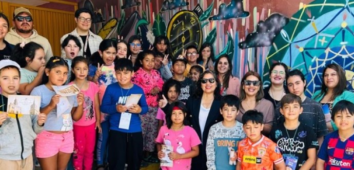 La iniciativa que, se desarrolla en articulación con el municipio local, el Ministerio del Deporte, a través del IND y JUNAEB, inició el 13 de enero y concluye el 14 de febrero de 2025. La Seremi de Desarrollo Social y Familia, Verónica Rivera, visitó a estudiantes y constató la ejecución de la iniciativa.  