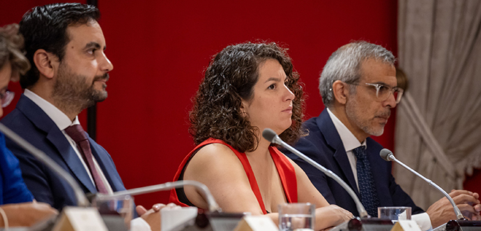 Ministra Javiera Toro junto a los ministros Jaime Gajardo y Luis Cordero 