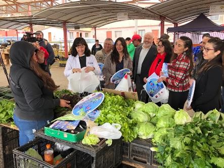 Desde la Feria de Abastos de La Serena se realizó la inauguración de estas iniciativas, impulsadas por Elige Vivir Sano y el Ministerio de Desarrollo Social y Familia, que recuperarán entre 1,5 y 3 toneladas mensuales de frutas y hortalizas para ir en ayuda de población vulnerable de la región.