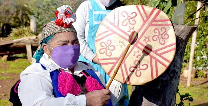 La Seremi de Desarrollo Social y Familia hizo un llamado a realizar las celebraciones al interior de los hogares, evitando las reuniones masivas y extremando el cuidado de los adultos mayores.