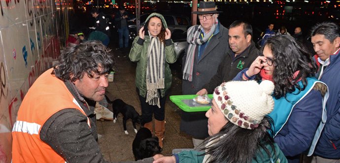 Junto a la capital regional se refuerza el trabajo en Osorno, Ancud y Quellón con un mensaje claro a la comunidad acerca de la importancia de utilizar los albergues por las complejas condiciones climáticas del territorio.