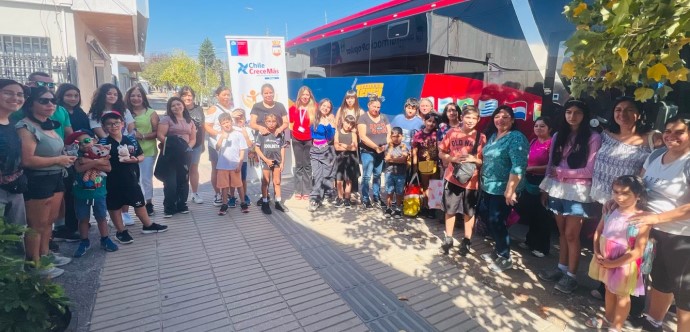 Como parte del Plan Integral para el Bienestar de niños, niñas y adolescentes, y a través del Programa Turismo Familiar de Sernatur, 60 familias atendidas por estas OLN, pudieron disfrutar de un viaje de tres días por este balneario de la región. 
