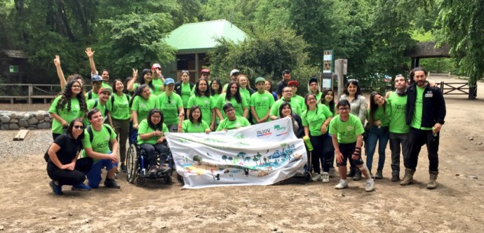 Durante la jornada los jóvenes pudieron conocer todos los atractivos del lugar y además recibieron formación medioambiental.