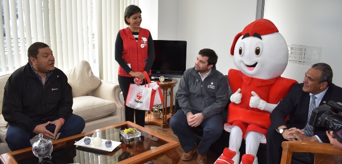 El proyecto piloto tiene como finalidad apoyar usuarios de localidades más lejanas que tienen problemas con el traslado de sus implementos para llegar a la rehabilitación. 