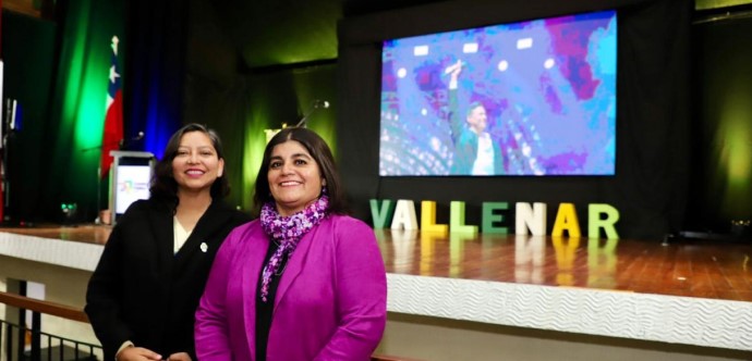 “Los resultados son positivos desde nuestro Ministerio porque hemos construido una relación de trabajo administrativo y público, riguroso y eficiente en beneficio de la comunidad. No sólo estamos, en conjunto, apoyando a personas cuidadoras y cuidadas, sino a personas mayores, con mayor vulnerabilidad social y muy pronto fortaleceremos el apoyo a personas en situación de calle, por medio de la Ruta Social”, aseveró la autoridad.