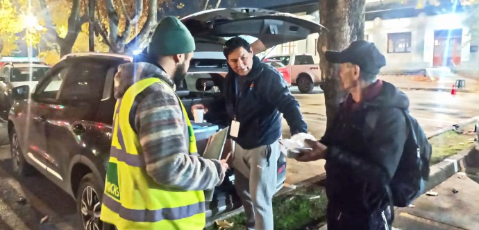 Gobierno refuerza asistencia a personas en situación de calle con Ruta Social de Carabineros – Ministerio de Desarrollo Social y Familia