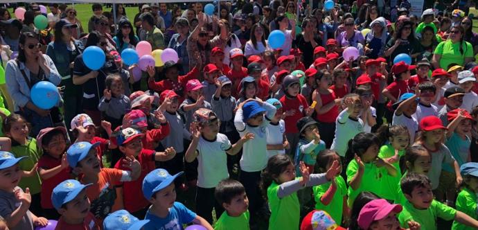 La actividad realizada en el estadio municipal de la comuna fue organizada por Chile Crece Contigo y la mesa comunal de infancia.