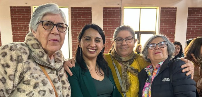 Al alero del Programa Red Local de Apoyos y Cuidados (RLAC) son dos las organizaciones sociales que han surgido en apoyo a las cuidadoras y personas con dependencia funcional en Quirihue.