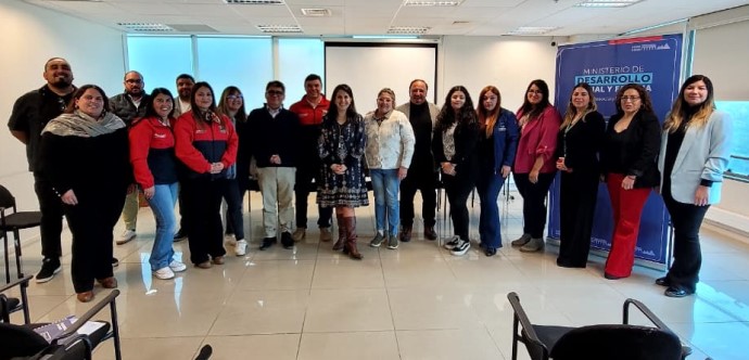 Al encuentro acudieron representantes de las Direcciones de Desarrollo Comunitario (DIDECO) y contrapartes técnicas de las Oficinas Locales de la Niñez (OLN) de La Ligua, Valparaíso, Concón, Quintero, Puchuncaví, Casablanca, Santa María, El Quisco y Putaendo.