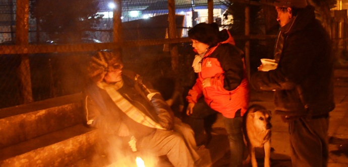 El Plan Invierno busca brindar, de manera transitoria y en épocas de bajas temperaturas, alternativas de hospedaje y atención básica en la vía pública a personas en situación de calle.