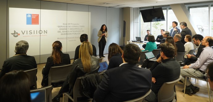 Ministra en presentación de proyecto BIP