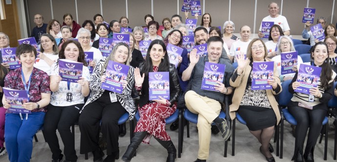 Gracias al Fondo Concursable de Promoción de Entornos Saludables del Ministerio de Desarrollo Social y Familia, a través del Elige Vivir Sano, el CADI de la Universidad de Magallanes recibió un monto de $20 millones para ejecutar un proyecto dedicado al acondicionamiento y fortalecimiento muscular de las personas mayores. Este año, nuevamente el centro asistencial se adjudicó este fondo, para continuar con el programa.  