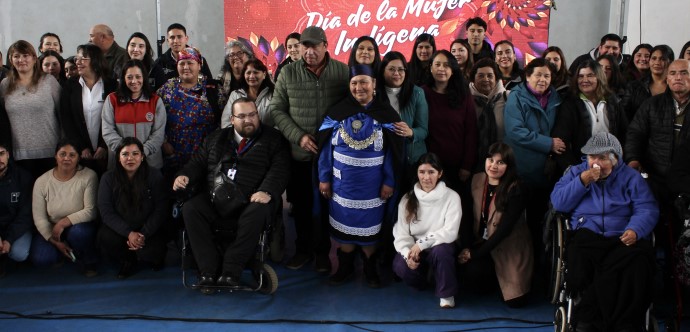 Usuarias del programa Red Local de Apoyos y Cuidados de 10 comunas de La Araucanía, dialogaron en torno a los cuidados con perspectiva cultural.