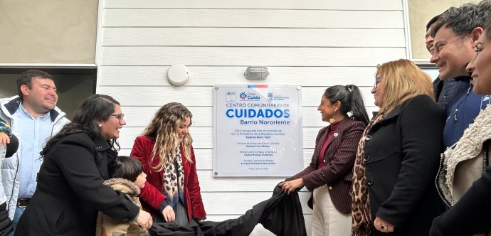 El recinto, construido por el Ministerio de Vivienda y Urbanismo, entregará servicios  y apoyos a personas cuidadoras y a aquellas que requieren cuidados. Con su  inauguración la Región de O’Higgins suma tres Centros Comunitarios de Cuidados.