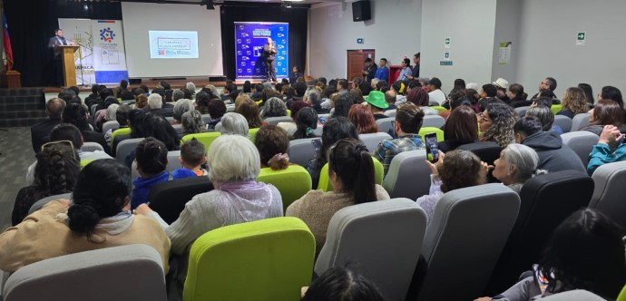 La actividad se llevó a cabo en un repleto salón Jorge Iturra, en donde se expuso sobre oferta y principales hitos, de la mayoría de los servicios vinculados al ministerio.