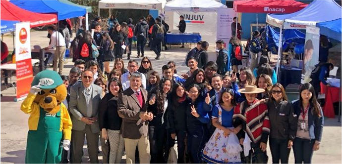  En la actividad estuvieron presentes stand de instituciones públicas y privadas relacionadas con el mundo académico, el voluntariado, la seguridad, entre otras temáticas.