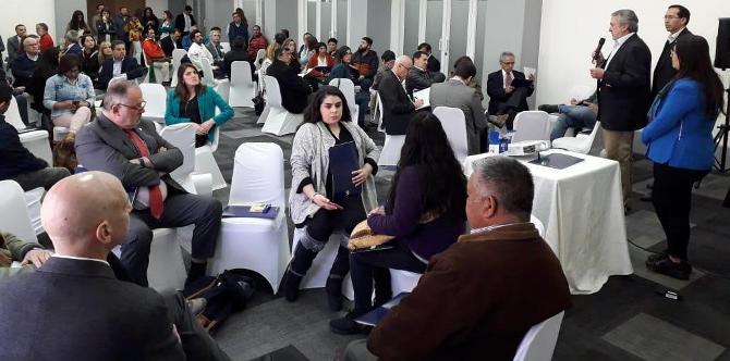 Representantes de diversos sectores fueron parte de este encuentro que busca conocer sus propuestas para diseñar el proceso de diálogo a nivel nacional.