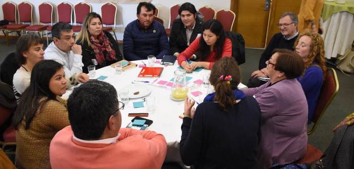 Dicho encuentro liderado por la Intendencia y Seremi de Desarrollo Social y Familia de la región de Los Lagos, se desarrolló de manera simultánea en todas las regiones del país rescatando impresiones y distintas realidades frente a la contingencia social que afecta al país.