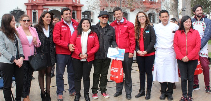 Andrés Obsum, dueño del Restaurant Sin Pecado de La Serena fue el ganador del concurso promovido por FOSIS que buscó la preparación más innovadora y representativa de pebre en la región.