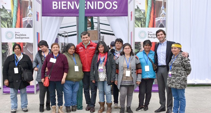 La muestra estará abierta gratuitamente los días 6, 7 y 8 de diciembre en la Calle Lillo, de 10.30 a 19.00, frente al Muelle Las Papas, y se invita a la comunidad a disfrutar de un fin de semana lleno de emprendimiento, música, arte y mucha diversión.