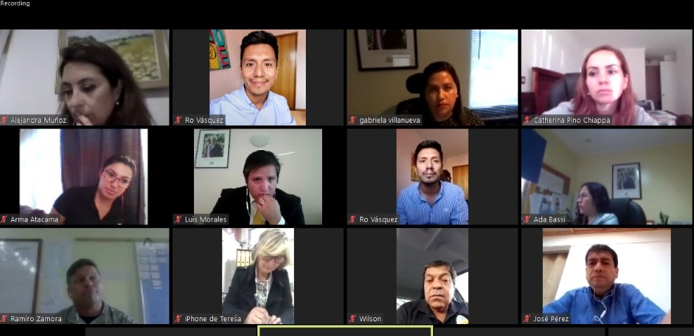 El seremi de Desarrollo Social y Familia, Luis Morales, lideró esta primera reunión que se encuentra conformada por un total de catorce expertos ligados al mundo gubernamental, intersectorial y ejecutivo.