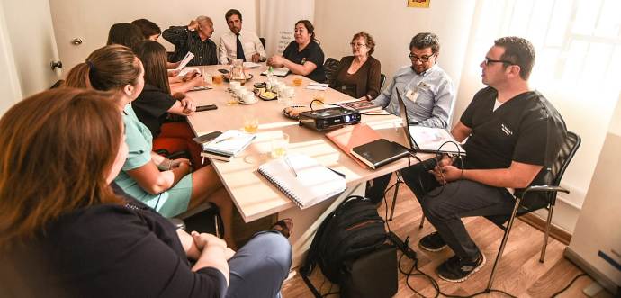 Convocada por la Gobernación de Punilla, la instancia  abordará un trabajo conjunto con Desarrollo Social, Senama y el Municipio con miras a la concreción de  un Establecimiento de Larga Estadía para Adultos Mayores de la Provincia.