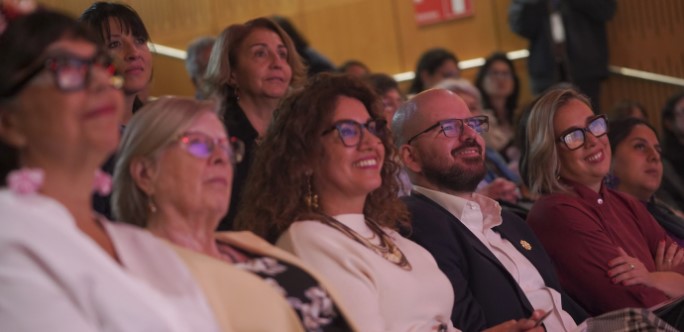 Es la novena edición del concurso, que lleva el lema “Una vida en palabras”, y que este año se enmarca en el Mes del Libro y la Lectura, contando con una Mención Especial por los 50 años del Golpe de Estado.