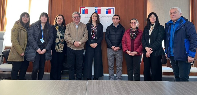 Puerto Montt y Osorno se convirtieron en las primeras comunas del país en firmar el convenio para implementar esta iniciativa del Plan Integral para el Bienestar de Niños, Niñas y Adolescentes (PIB). A nivel nacional, 35 comunas contarán con esta iniciativa.