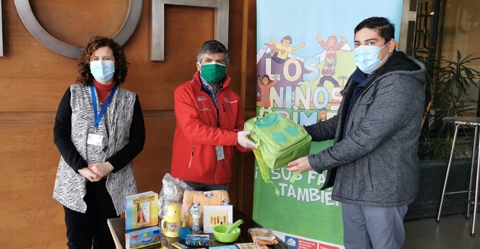 Seremi de Salud y de Desarrollo Social y Familia, destacaron la importancia, a pocas horas de la celebración del Día del Niño, de fortalecer el trabajo de contención y recreación de quienes están en confinamiento por el Covid-19.