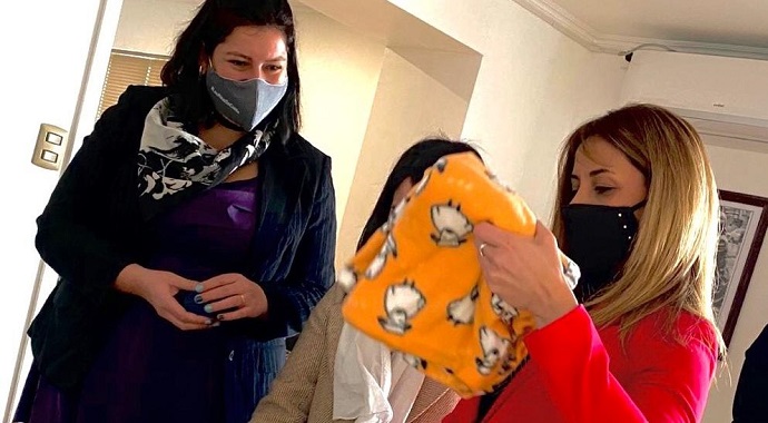 Seremi Ann Hunter informó que los elementos irán en apoyo de las necesidades socioemocionales de los niños que residen, junto a sus madres, en este recinto.