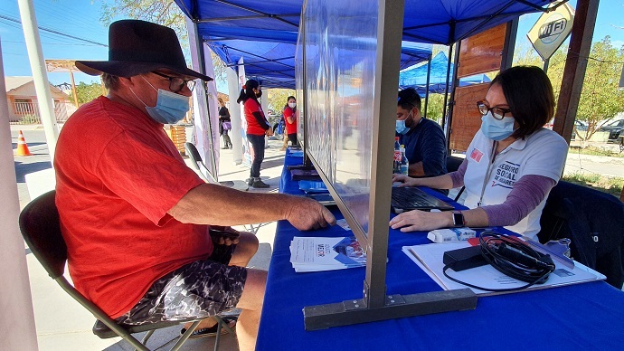 La seremi de Desarrollo Social y Familia informó que “aún hay más de 14 mil hogares de nuestra región que podrían recibir este beneficio, para lo que deben inscribirse en el sitio www.ingresodeemergencia.cl antes del martes 15 de junio”.