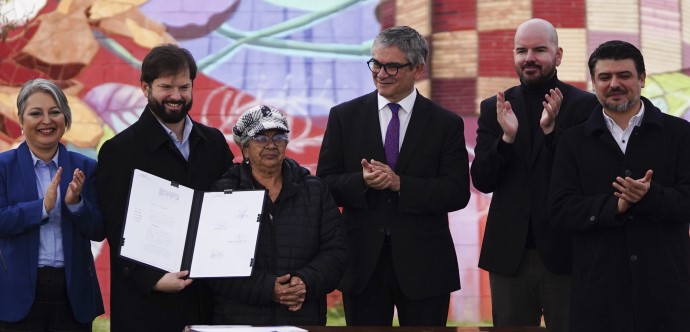 Presidente anunciando Bono Invierno