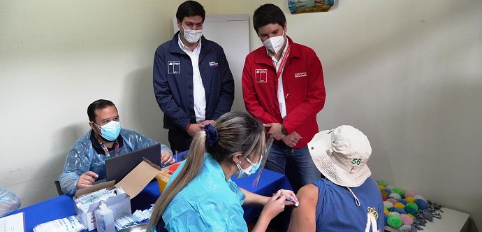 Se trata de un plan creado entre el Ministerio de Salud y de Desarrollo Social y Familia cuyo objetivo es ir en búsqueda de este grupo para ser inoculados, ya que muchos a quienes les correspondía vacunarse por calendarización aún no lo han hecho.