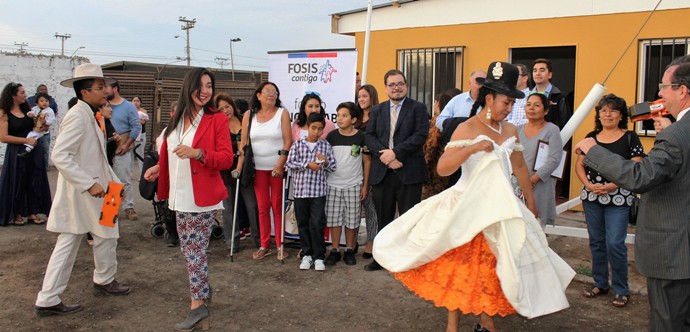 Iniciativa del Fondo Ideas permitió que las vecinas de la Población Chile se especializaran en actividades “no tradicionales” que habitualmente son realizadas por hombres.