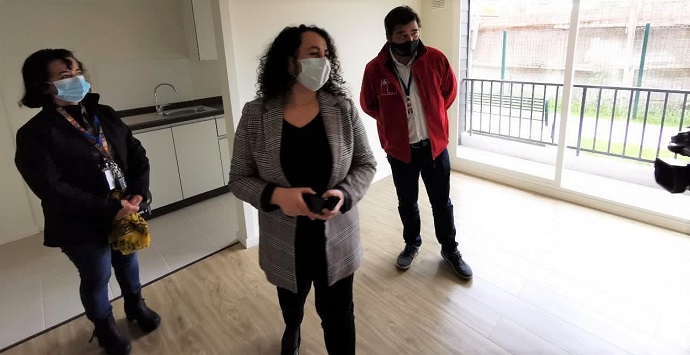 Osorno es la primera comuna dentro de la región de Los Lagos que contará con el programa Vivienda Primero, el cual se espera implementar y extender a otras comunas de la región durante los próximos años. 