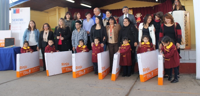 Lanzamiento oficial se realizó en la Escuela Básica Catalunya de Peñablanca. En la Región de Valparaíso se entregará en 314 establecimientos municipales y a nivel país serán 55.311 los niños y niñas beneficiados.