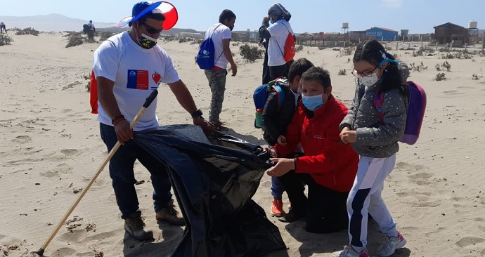 Esta iniciativa se enmarcó en el Día Internacional de Limpieza de Playas, que se conmemorará el próximo 27 de septiembre.