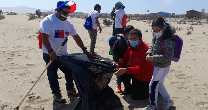 Esta iniciativa se enmarcó en el Día Internacional de Limpieza de Playas, que se conmemorará el próximo 27 de septiembre.