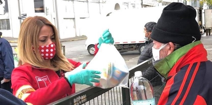 La seremi Ann Hunter informó que en la región se han realizado cerca de 30 mil prestaciones a personas en situación de calle.