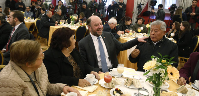 Los resultados de la Encuesta Nacional sobre Inclusión y Exclusión Social de las Personas Mayores en Chile se dieron a conocer en un desayuno realizado en el Palacio de La Moneda, donde participaron cerca de 60 adultos mayores.